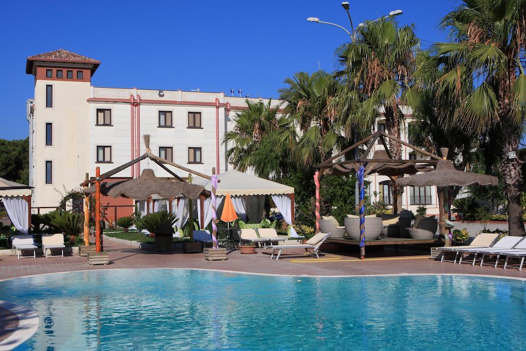 Venus Park Hotel Castel Volturno Ngoại thất bức ảnh