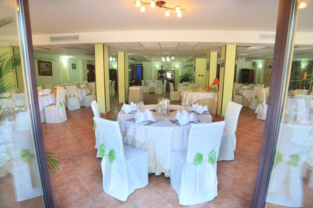 Venus Park Hotel Castel Volturno Nhà hàng bức ảnh